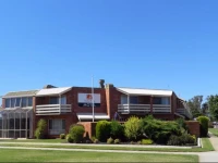 cluBarham Motel 