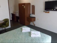 Amaroo Motel 