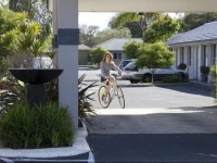 Gale Street Motel & Villas 