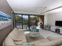 Boom 6 Boomerang Beach 