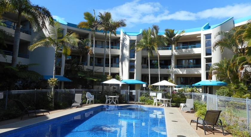 Placid Waters Holiday Apartments 