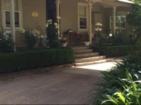 Strathburn Cottage Bed and Breakfast 