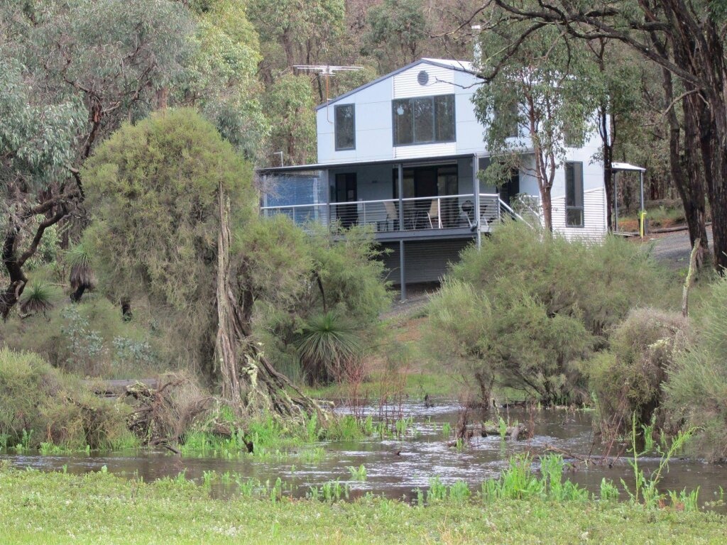 Hidden Grove Retreat 
