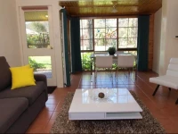 Bright Highland Valley Cottages 