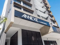 Annexe Apartments 