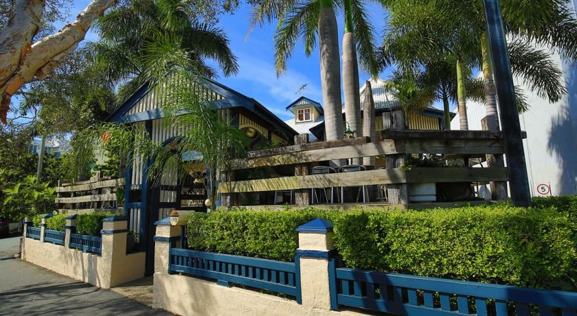 Brisbane Manor 