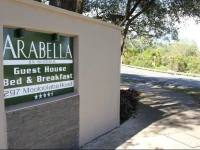 Arabella Guesthouse 