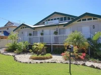 Alexandra Lodge 