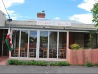 Apple Annies Bakery, Cafe and Accommodation 
