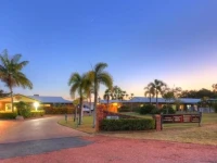 Heritage Lodge Motel 