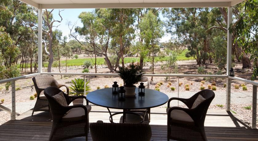 Thorn Park By The Vines 