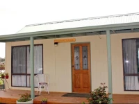 Clunes Farmstay - Rejuvenate Stays 