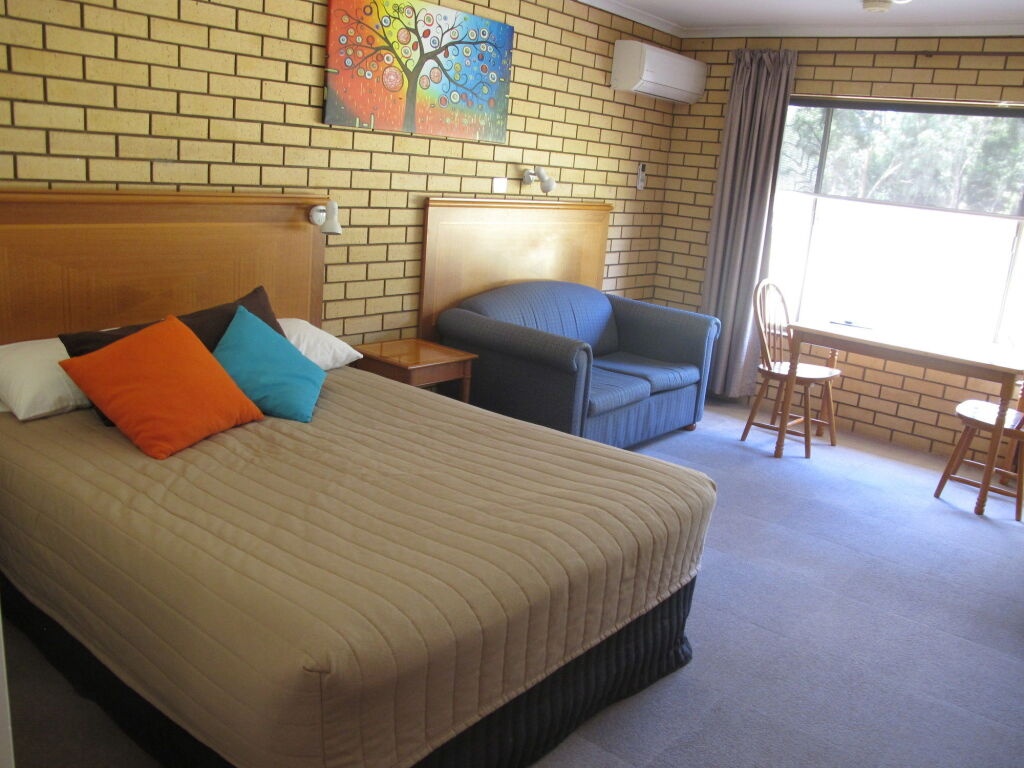 Golfers Lodge Motel 3*