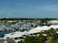 Cullen Bay Resorts 