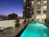 Oaks Elan Darwin 