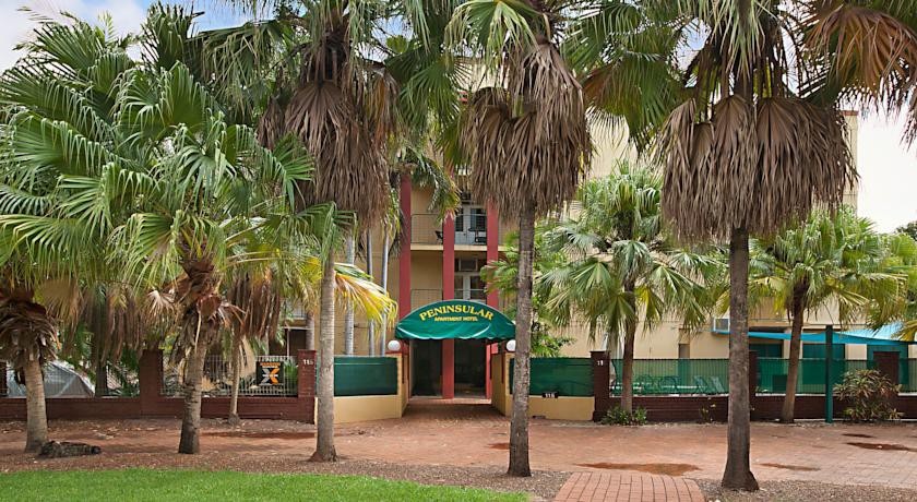 Peninsular Apartments 