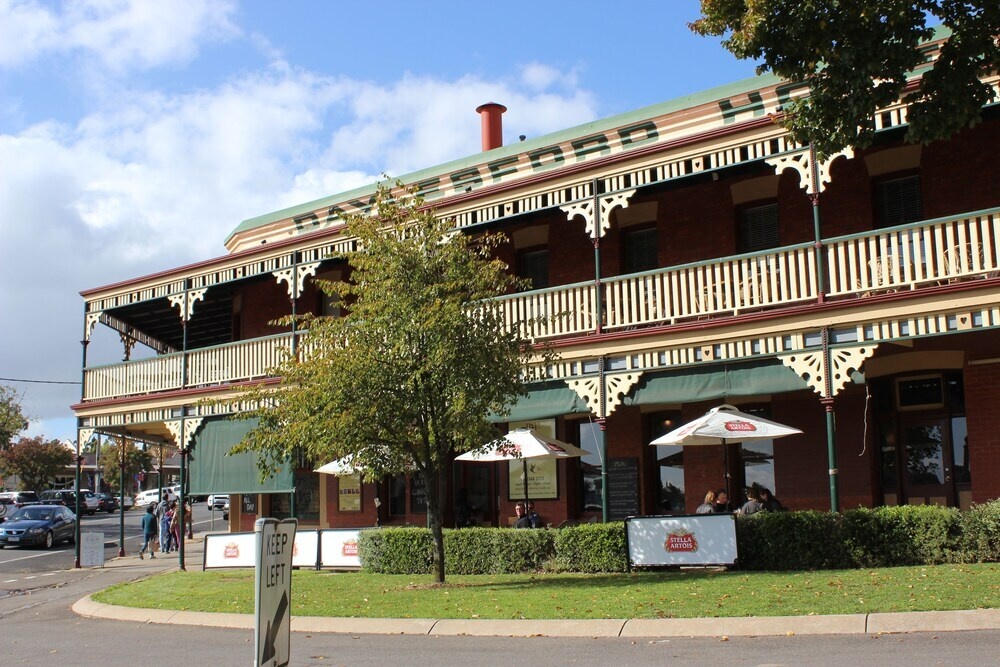 Lakeside Spa Studio Daylesford 