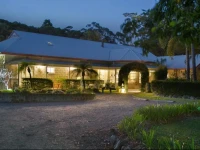 Noosa Valley Manor B&B 