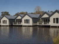 Lakeside Villas at Crittenden Estate 