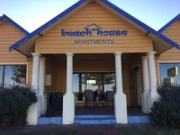 Beach House Apartments 