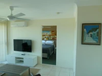 Montgomery Apartments 4*
