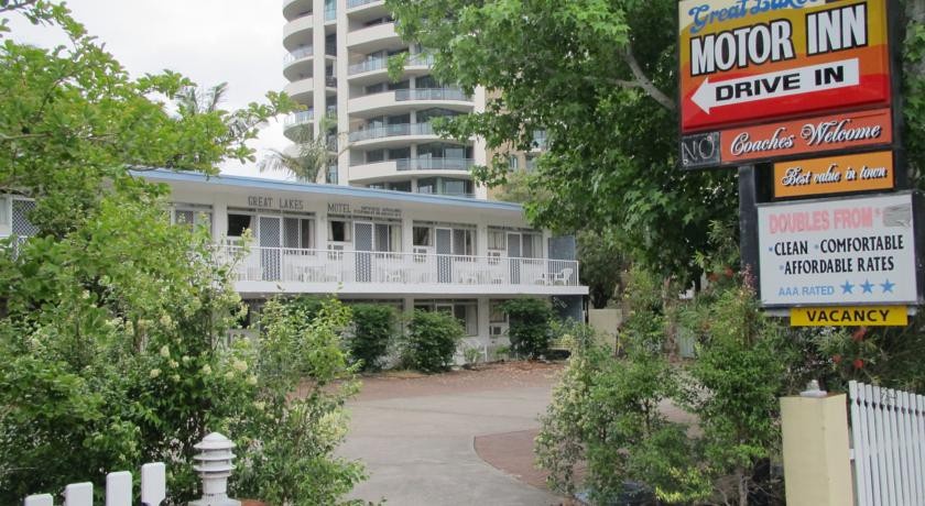 Great Lakes Motel 