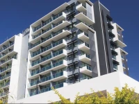 Oaks Grand Gladstone 5*