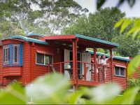 Glass House Mountains Ecolodge 