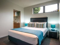 The Waverley International Hotel 