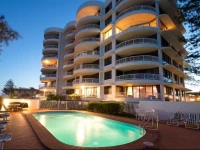 Albatross North Apartments 