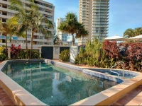 Hi Ho Beach Front Apartments on Broadbeach 