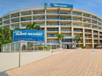 Rays Resort 