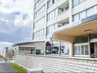 The Shore Apartments - Beachfront 