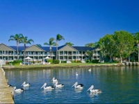 Moby Dick Waterfront Motel 