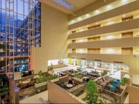 Crowne Plaza Canberra 