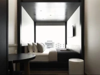 Little National Hotel 