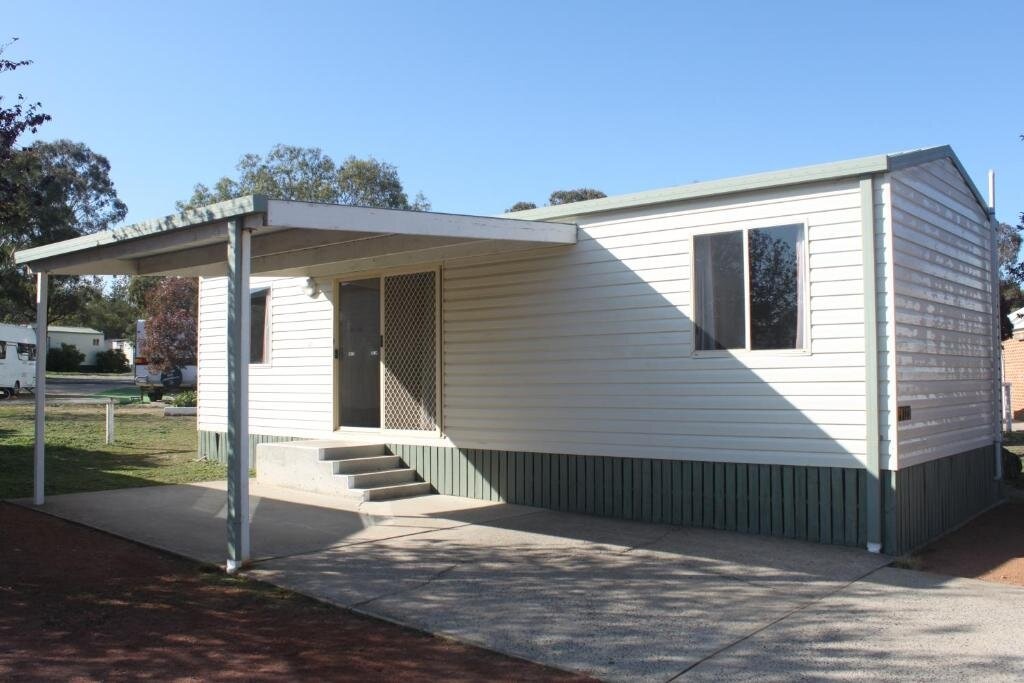 Capital Country Holiday Park 