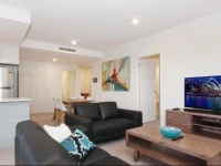 Accommodate Canberra - IQ Smart Apartments Braddon 