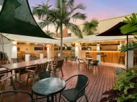Cairns Queens Court 