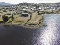 Hobart Waterfront Luxury Retreat 