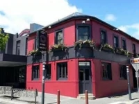 Queens Head Hotel 