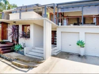 Mcauleys Beach House 3*