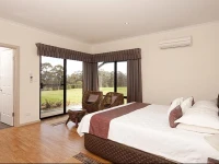 Sensational Heights Bed & Breakfast 