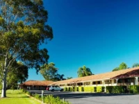 Lakeside Lodge Motel 