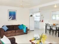 Lucinda Holiday Rental Apartments 