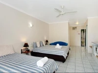 Hinchinbrook Marine Cove Resort 