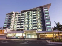 Oaks Rivermarque 5*