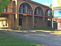 Pioneer Villa Motel 
