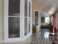 Traditional Queenslander Family Stay 