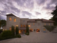 Villa Howden 